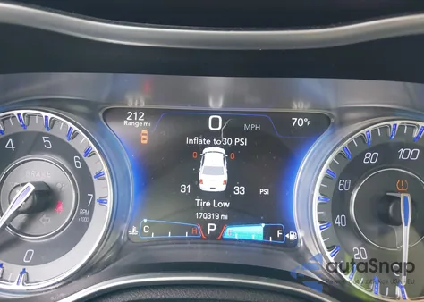 2015 Chrysler 300C z USA, uszkodzony, nr VIN 2C3CCAEG4FH766161